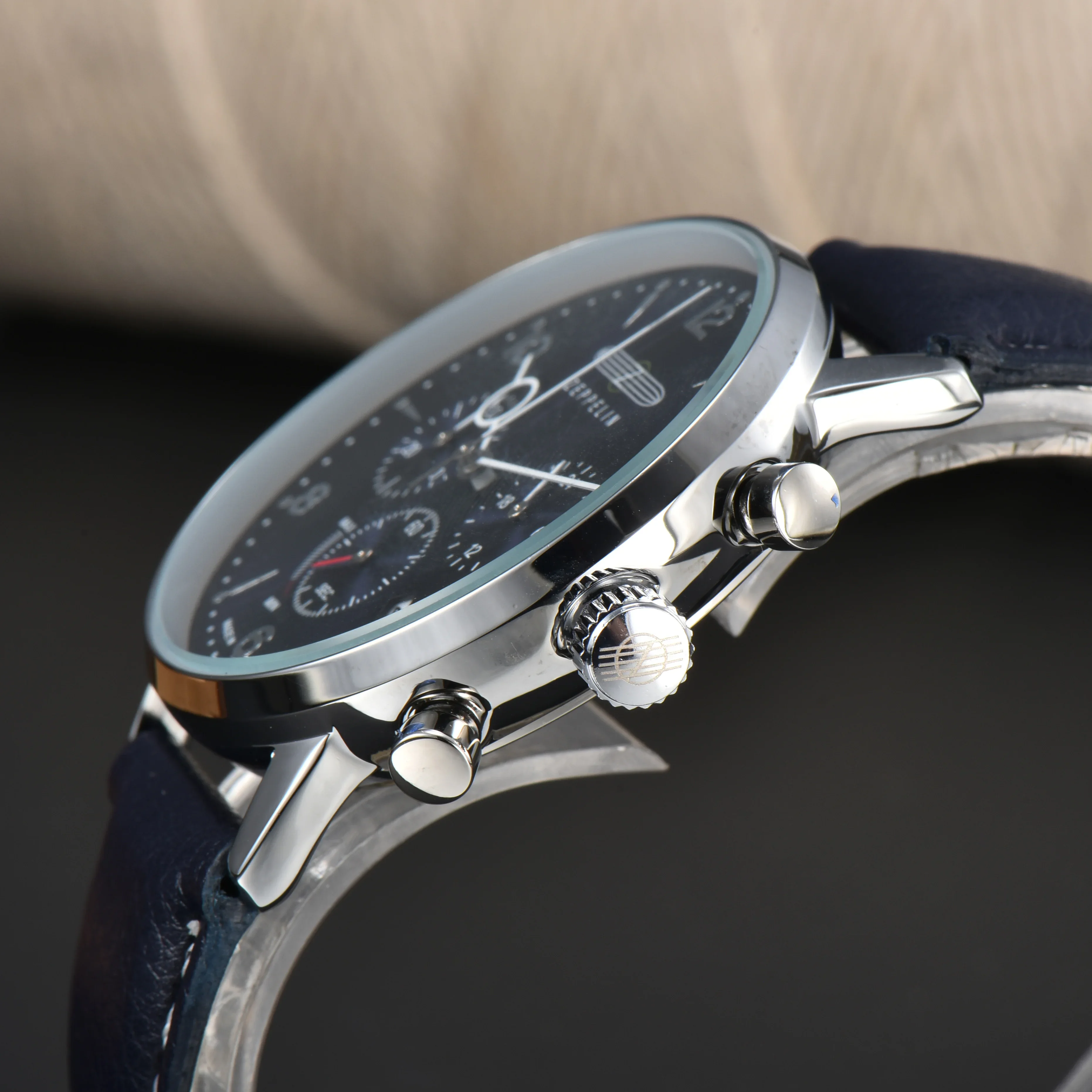 Montre à quartz classique ZEPP - Luxury Watch Price avis et prix